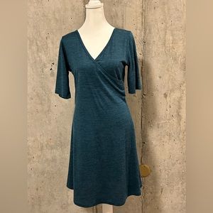 Size M teal green PrAna short sleeve dress